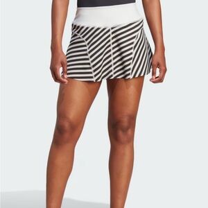Adidas *NWT* TENNIS REVERSIBLE AEROREADY MATCH PRO SKIRT* size medium